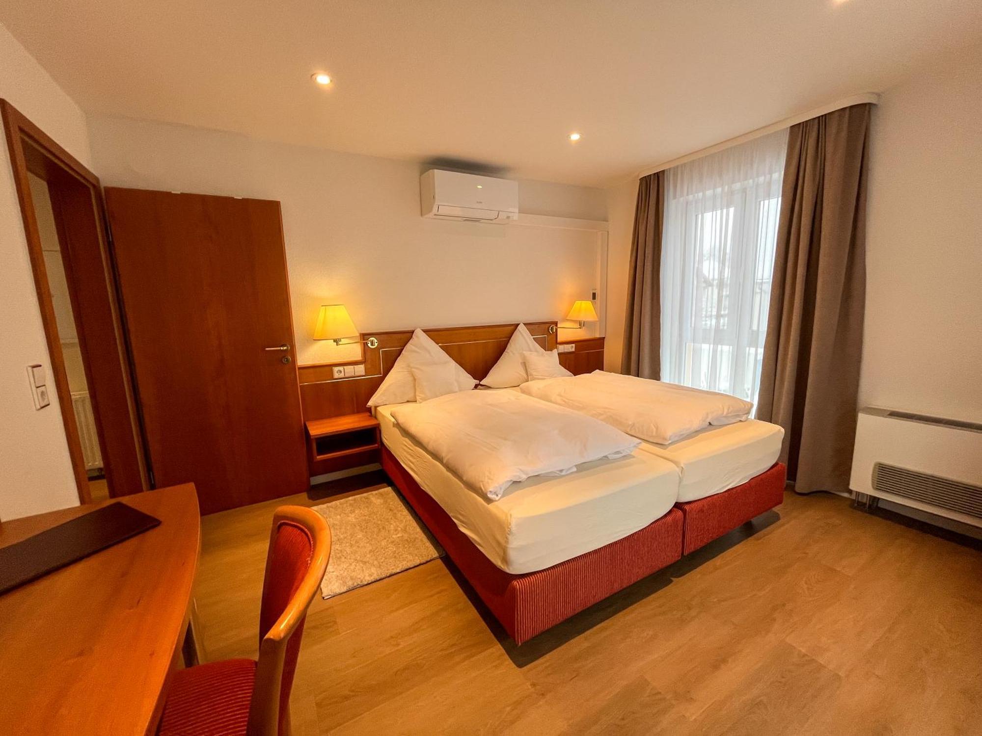 Akzent Hotel Atrium Baden Bad Krozingen Rom bilde